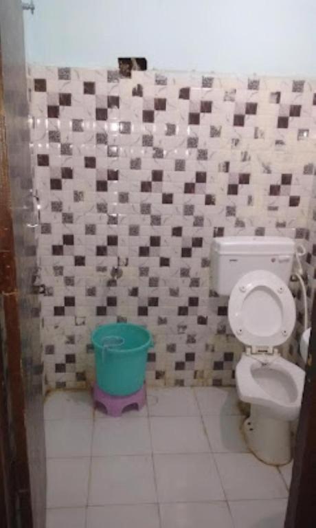 Maatu Shri Comfort Stay-Guest House Mathura Exteriör bild